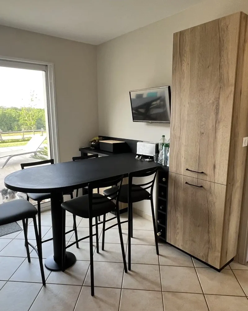 Réalisation agencement, JTM Menuiserie, menuisier à Faye l'Abbesse